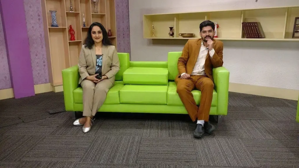 Thankam thomas as news anchor for morning show, Mathrubhumi news